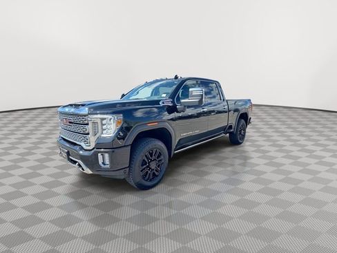 Used 2022 GMC Sierra 2500 Denali w/ Denali Black Diamond Edition AWD/4WD image 4