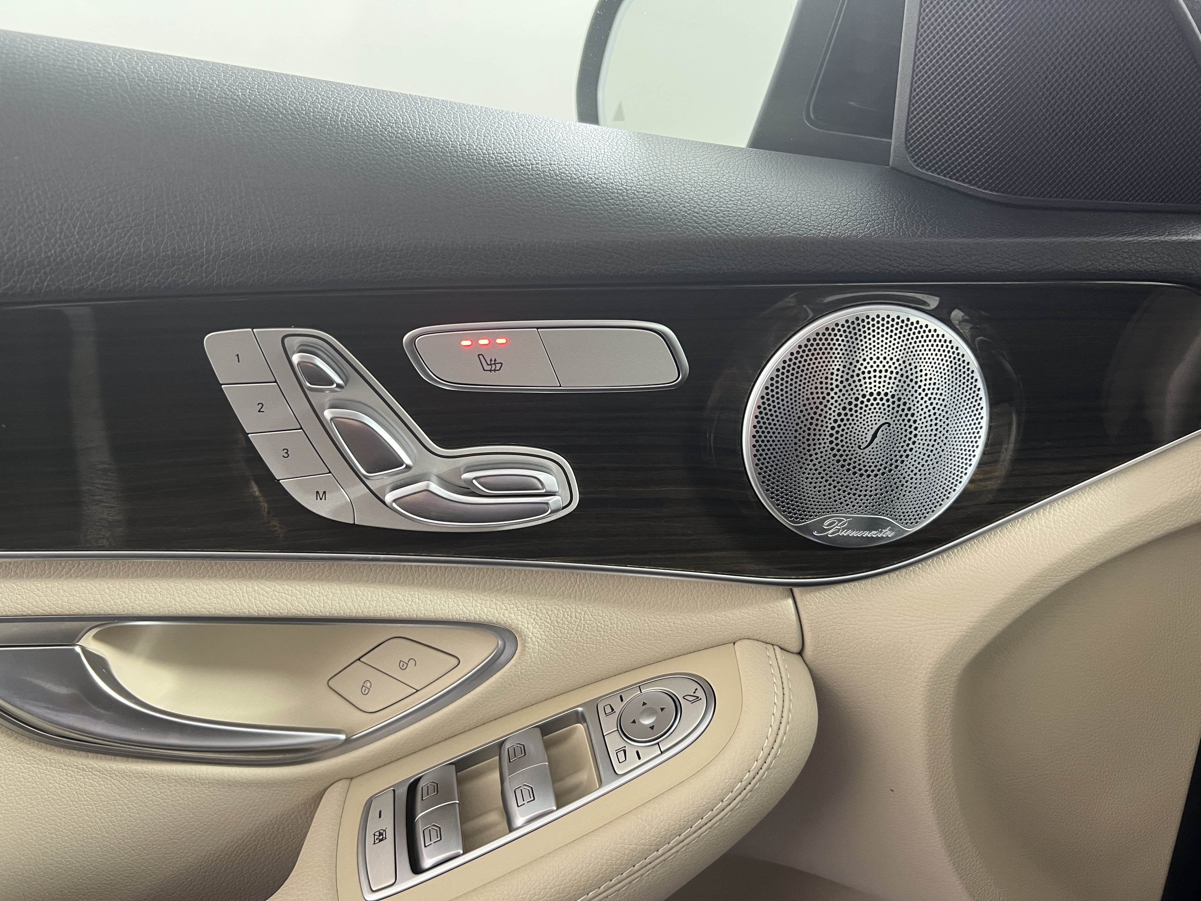 Used 2021 Mercedes-Benz C 300 Sedan image 21