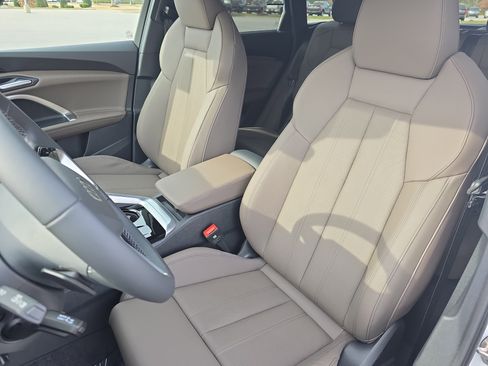 New 2025 Audi Q5 Premium Plus image 15