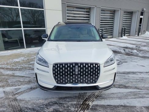 Certified 2023 Lincoln Corsair Reserve w/ Equipment Group 201A image 8