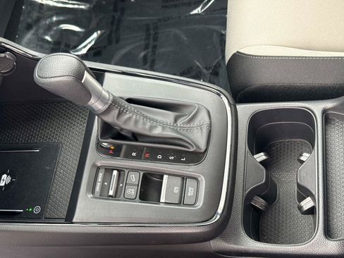 Certified 2026 Honda CR-V LX image 25