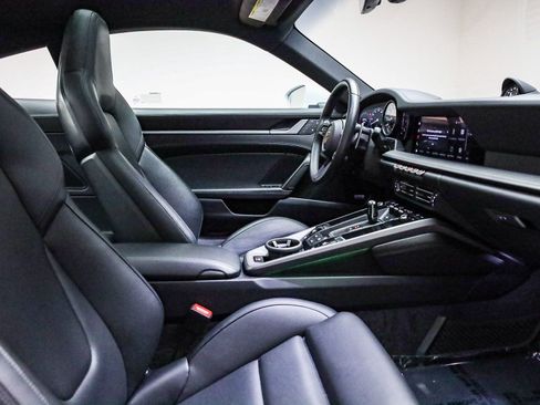 Used 2024 Porsche 911 Carrera S image 19