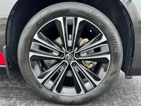 Used 2023 Toyota bZ4X AWD image 19