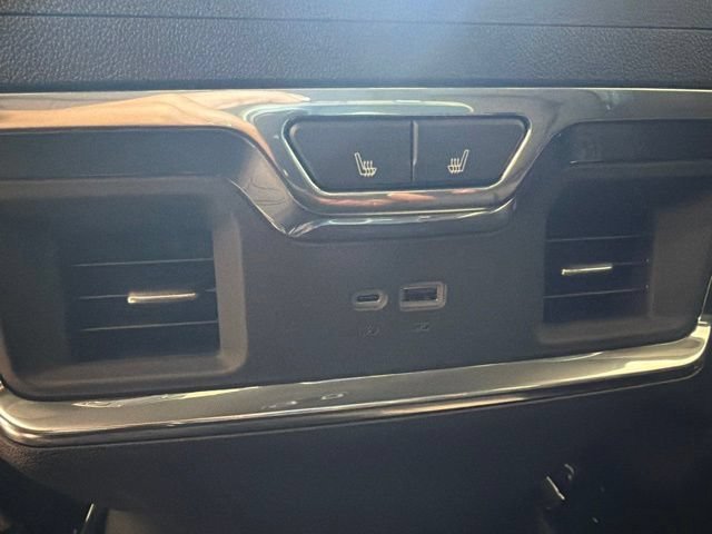 New 2026 Chevrolet Silverado 1500 High Country AWD/4WD image 13