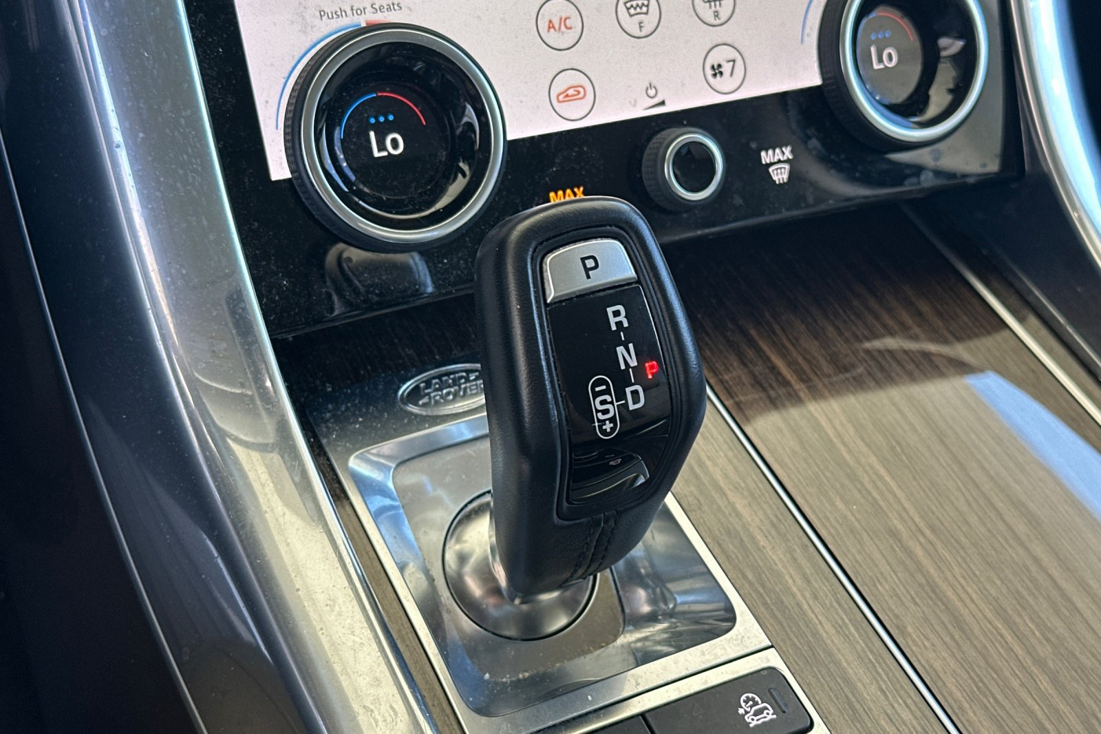 Used 2019 Land Rover Range Rover Sport Supercharged AWD/4WD image 26