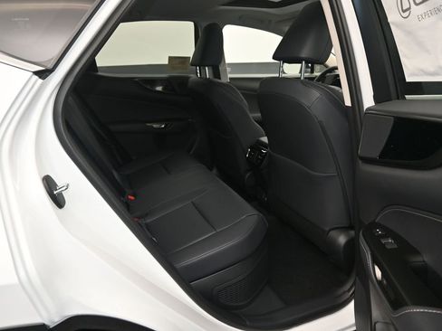 New 2026 Lexus NX 350h FWD image 10