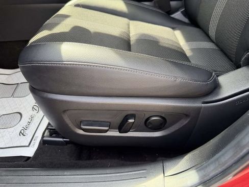 Used 2024 MAZDA CX-50 AWD 2.5 S w/ Preferred Package image 16