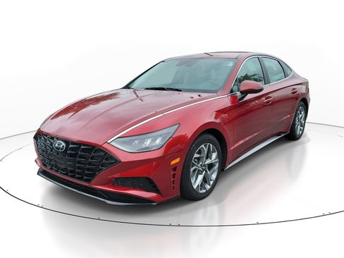 Used 2023 Hyundai Sonata SEL FWD image 3