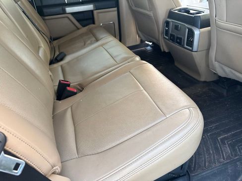 Used 2020 Ford F250 Lariat w/ Lariat Value Package AWD/4WD image 12