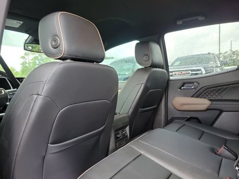 Used 2026 GMC Canyon Denali w/ LPO, Denali Black Edition AWD/4WD image 20