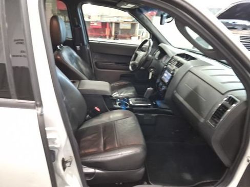 Used 2012 Ford Escape Limited AWD/4WD image 26