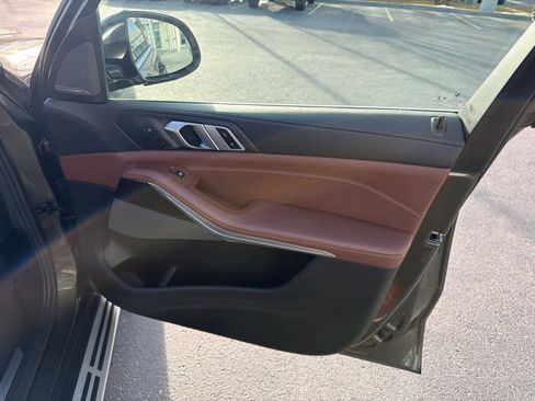 Used 2021 BMW X5 xDrive45e w/ Executive Package image 16