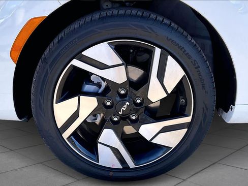 Used 2025 Kia Soul GT-Line image 9