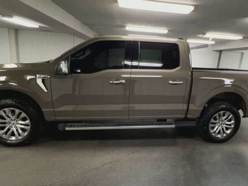 Used 2025 Ford F150 Lariat w/ Equipment Group 501A Mid AWD/4WD image 5