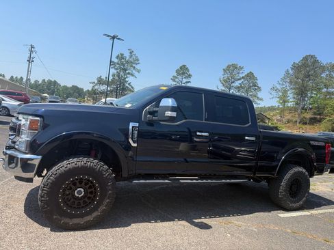 Used 2021 Ford F250 XLT w/ Tremor Off-Road Package AWD/4WD image 4