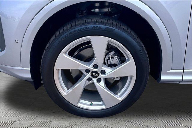 New 2026 Audi Q5 Premium AWD/4WD image 8