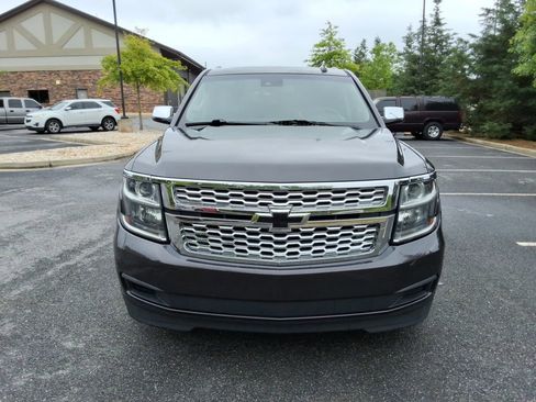 Used 2018 Chevrolet Tahoe LT RWD image 2