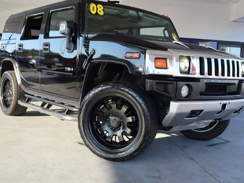 Used 2008 HUMMER H2 image 3