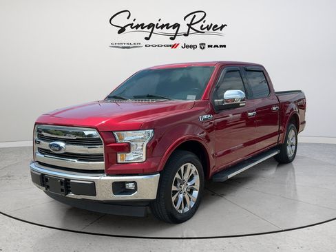 Used 2017 Ford F150 Lariat RWD image 3