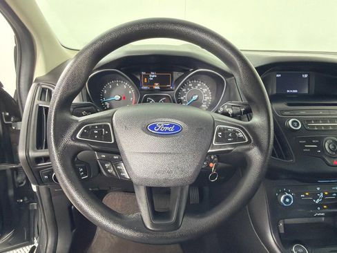 Used 2016 Ford Focus SE image 13