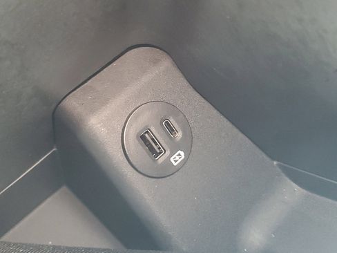 Used 2023 Ford F150 XLT w/ Equipment Group 302A High image 8