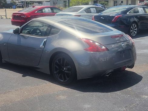Used 2016 Nissan 370Z Coupe image 4
