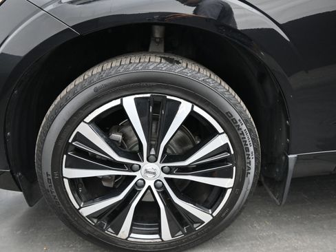 Used 2023 Volvo XC60 B5 Plus w/ Climate Package AWD/4WD image 11