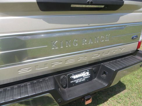 Used 2017 Ford F250 King Ranch w/ Chrome Package AWD/4WD image 9