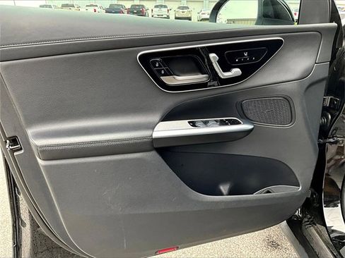 Used 2023 Mercedes-Benz GLC 300 GLC 300 image 9