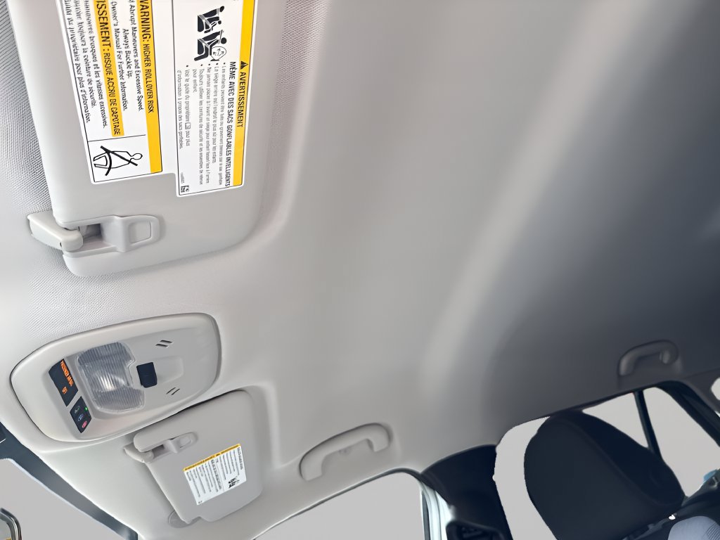 Used 2025 Chevrolet Trax LS FWD image 24