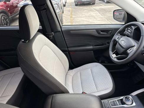 Used 2024 Ford Escape Active image 9
