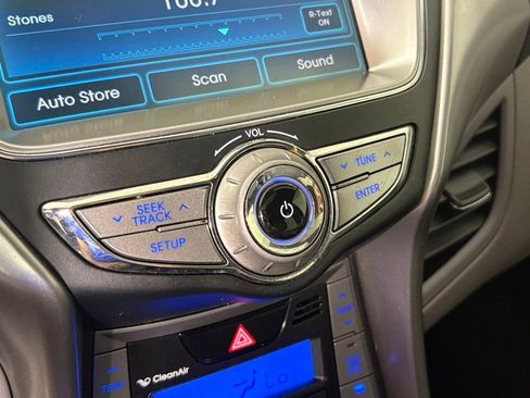 Used 2013 Hyundai Elantra Limited w/ Technology Pkg FWD image 26