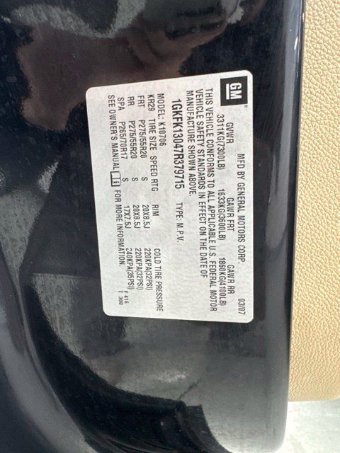 Used 2007 GMC Yukon SLT w/ SLT Preferred Equipment Group AWD/4WD image 45