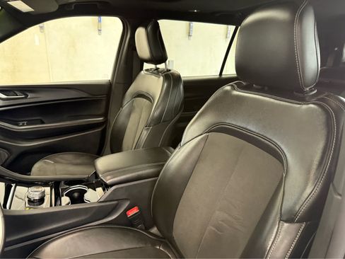 Used 2023 Jeep Grand Cherokee L Laredo AWD/4WD image 11