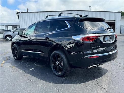 Certified 2023 Buick Enclave Essence w/ Experience Buick Package AWD/4WD image 8