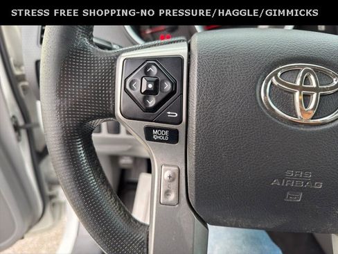Used 2014 Toyota Tacoma PreRunner image 20