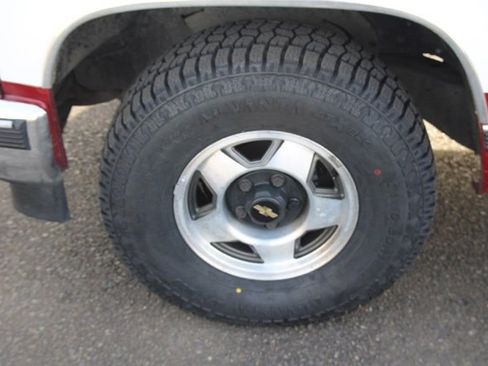 Used 1990 Chevrolet Silverado 1500 2WD Regular Cab image 32