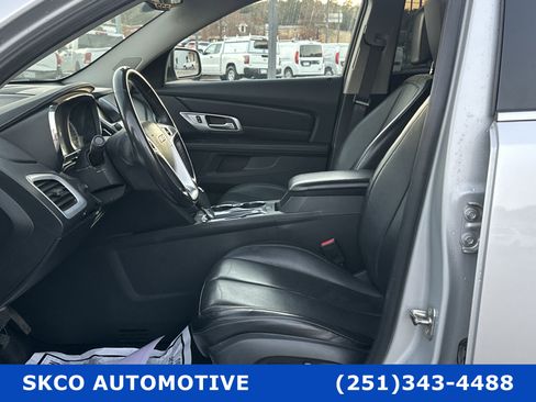 Used 2017 GMC Terrain SLT image 11