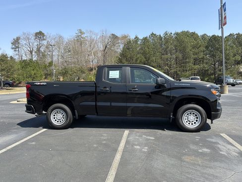 Used 2025 Chevrolet Silverado 1500 W/T w/ Trailering Package image 4