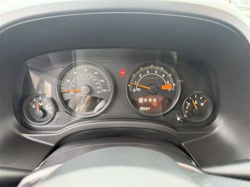 Used 2015 Jeep Patriot High Altitude FWD image 24