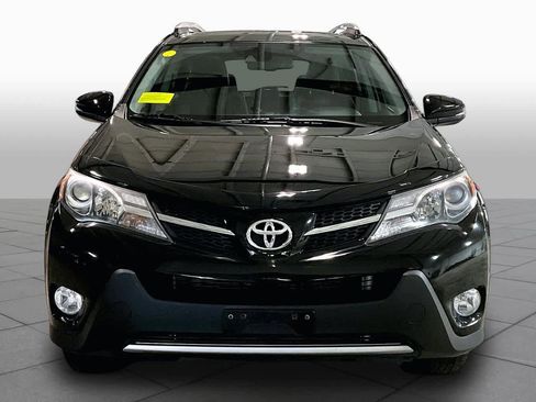 Used 2015 Toyota RAV4 Limited w/ Technology Package AWD/4WD image 4