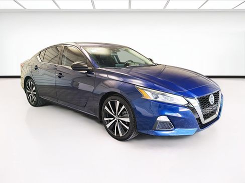 Used 2022 Nissan Altima 2.5 SR FWD image 3