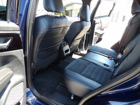Used 2024 Mitsubishi Outlander SE Black Edition AWD/4WD image 12