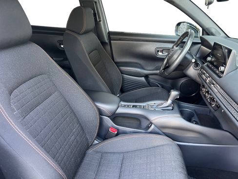 Used 2025 Honda HR-V Sport image 15