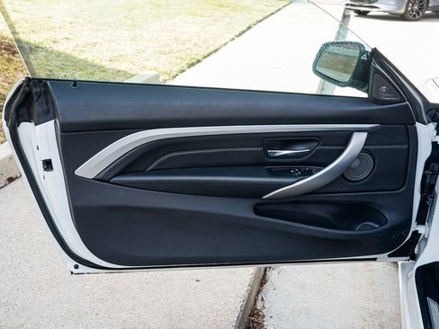 Used 2019 BMW 440i xDrive Coupe w/ M Sport Package image 8