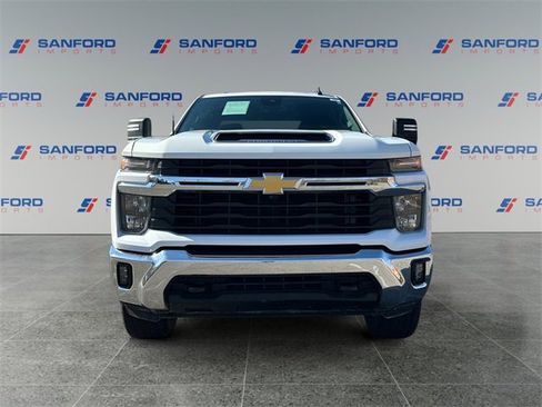 Used 2024 Chevrolet Silverado 2500 LT w/ All Star Edition image 8