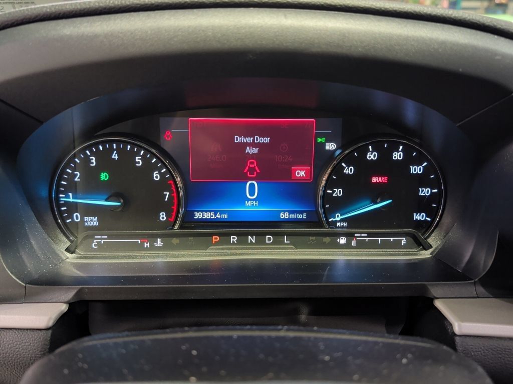 Used 2023 Ford Explorer XLT w/ Equipment Group 202A AWD/4WD image 16