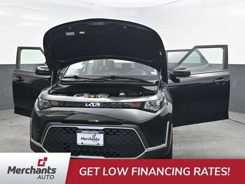 Used 2023 Kia Soul LX w/ LX Technology Package FWD image 39