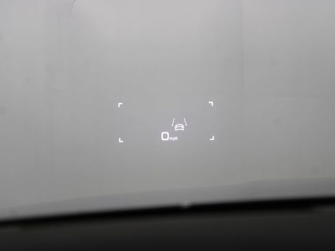 Used 2022 Audi e-tron Prestige w/ Prestige Package image 11