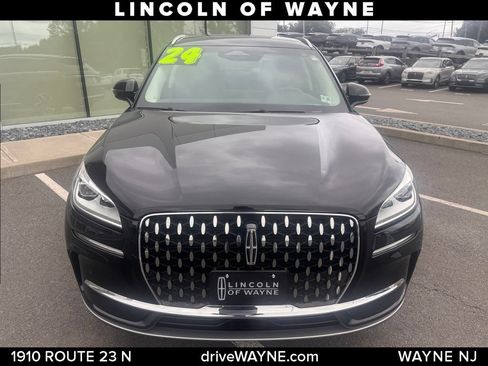 Certified 2024 Lincoln Corsair Reserve w/ Equipment Group 201A AWD/4WD image 11